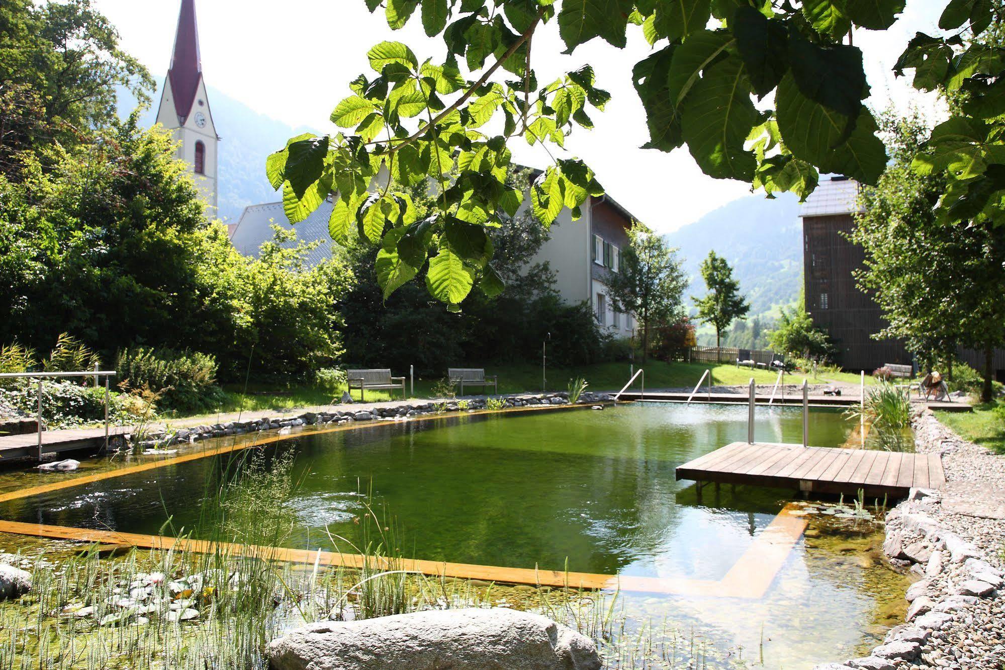 Hotel Krone In Au Au (Vorarlberg) Dış mekan fotoğraf