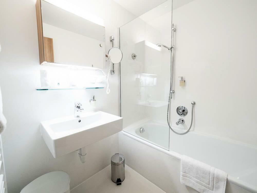 Hotel Krone In Au Au (Vorarlberg) Dış mekan fotoğraf